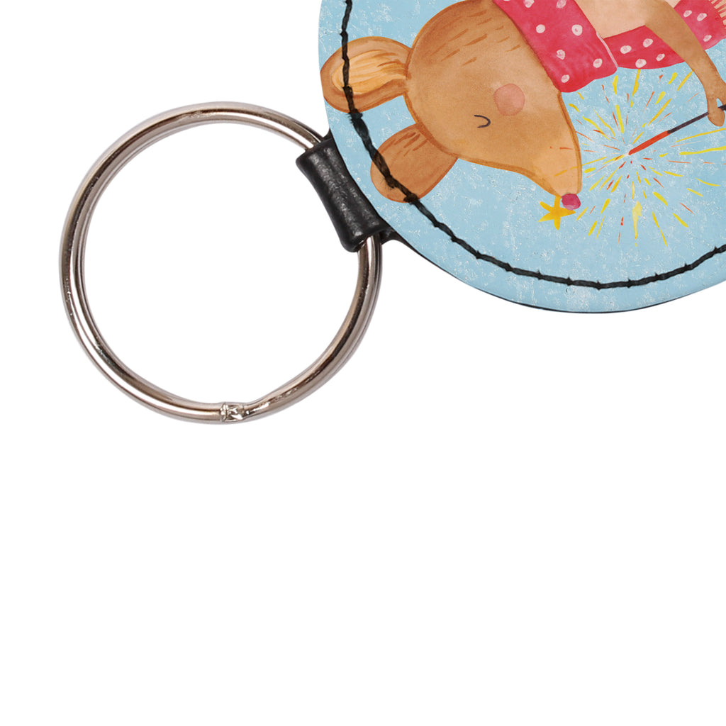 Personalisierter Schlüsselanhänger Weihnachtsmaus Personalisierter Schlüsselanhänger, Personalisierter Anhänger, Personalisierter Taschenanhänger, Personalisierter Glücksbringer, Personalisierter Schutzengel, Schlüsselanhänger mit Namen, Anhänger mit Namen, Glücksbringer mit Namen, Schlüsselanhänger Wunschtext, Schlüsselanhänger selbst gestalten, Winter, Weihnachten, Weihnachtsdeko, Nikolaus, Advent, Heiligabend, Wintermotiv, Frohe Weihnachten, Weihnachtsgruß, Weihnachtsmotiv, Maus, Mäuschen, Weihnachtswunder