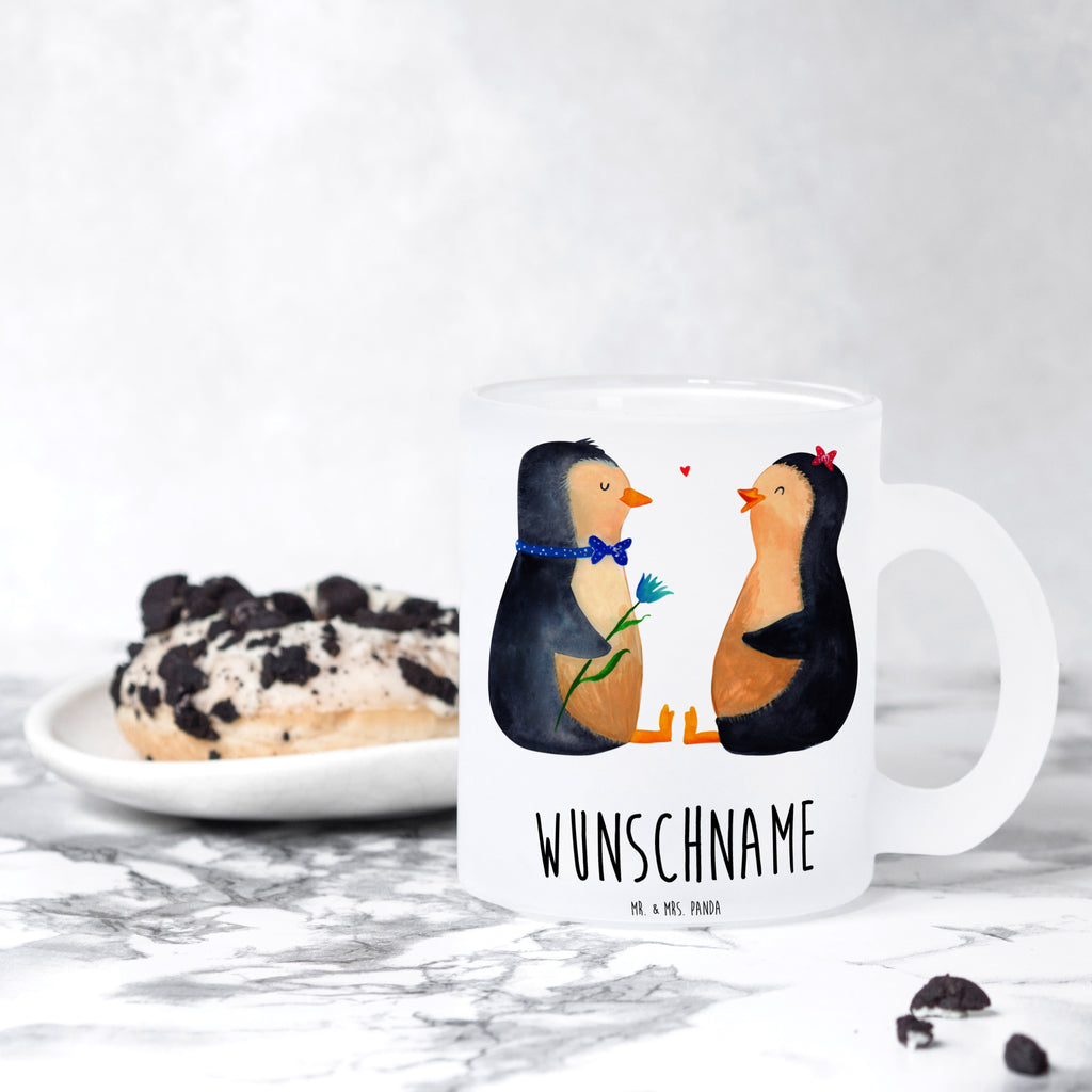 Personalisierte Teetasse Pinguin Pärchen Personalisierte Teetasse, Personalisiertes Teeglas, Personalisierter Teebecher, Personalisierte Glas Teetasse, Personalisierte Teetasse aus Glas, Teetasse mit Namen, Teeglas mit Namen, Teebecher mit Namen, Glas Teetasse mit Namen, Teetasse aus Glas mit Namen, Teetasse Wunschname, Teetasse selbst gestalten., Pinguin, Pinguine, Liebe, Liebespaar, Liebesbeweis, Liebesgeschenk, Verlobung, Jahrestag, Hochzeitstag, Hochzeit, Hochzeitsgeschenk, große Liebe, Traumpaar