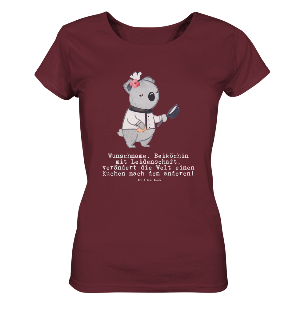 Personalisiertes Shirt Damen Beiköchin mit Herz T-Shirt, Shirt, Tshirt, Lustiges T-Shirt, T-Shirt mit Spruch, Party, Junggesellenabschied, Jubiläum, Geburstag, Herrn, Damen, Männer, Frauen, Schlafshirt, Nachthemd, Sprüche, Beruf, Ausbildung, Abschied, Rente, Kollege, Kollegin, Geschenk, Schenken, Arbeitskollege, Mitarbeiter, Firma, Danke, Dankeschön, Beiköchin, Spülhilfe, Hilfsköchin, Jungkoch, Küchenhilfe, Gastronomie, Restaurant, Köchin