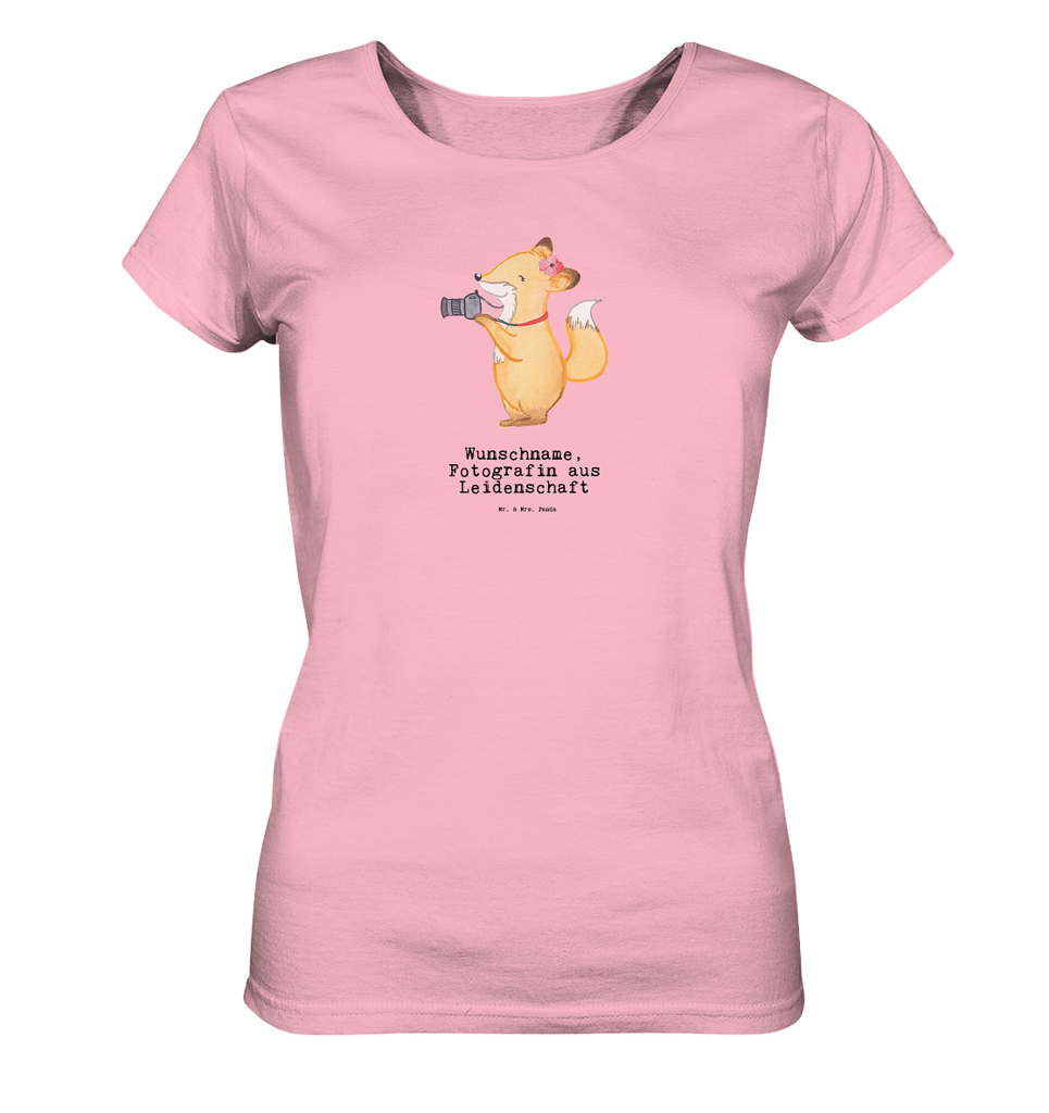 Personalisiertes Shirt Damen Fotografin aus Leidenschaft T-Shirt, Shirt, Tshirt, Lustiges T-Shirt, T-Shirt mit Spruch, Party, Junggesellenabschied, Jubiläum, Geburstag, Herrn, Damen, Männer, Frauen, Schlafshirt, Nachthemd, Sprüche, Beruf, Ausbildung, Abschied, Rente, Kollege, Kollegin, Geschenk, Schenken, Arbeitskollege, Mitarbeiter, Firma, Danke, Dankeschön, Fotografin, Fotoreporterin, Hobbyfotografin, Hochzeitsfotografin, Fotografie, Profi Fotografin