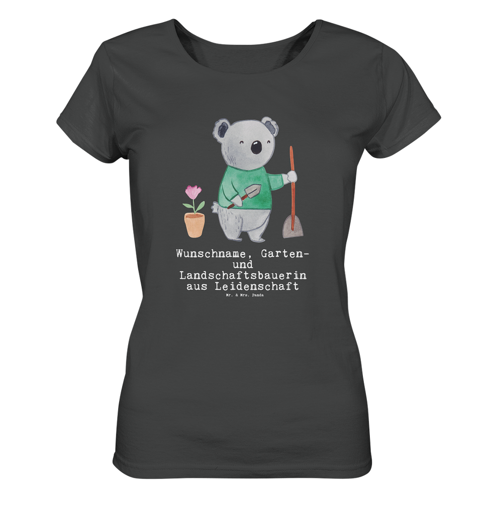 Personalisiertes Shirt Damen Garten- und Landschaftsbauerin aus Leidenschaft T-Shirt, Shirt, Tshirt, Lustiges T-Shirt, T-Shirt mit Spruch, Party, Junggesellenabschied, Jubiläum, Geburstag, Herrn, Damen, Männer, Frauen, Schlafshirt, Nachthemd, Sprüche, Beruf, Ausbildung, Abschied, Rente, Kollege, Kollegin, Geschenk, Schenken, Arbeitskollege, Mitarbeiter, Firma, Danke, Dankeschön, Gärtnerin, Gartenplaner, Gärtnerei, Gartenbau, Hobbygärtnerin, Garten- und Landschaftsbauerin