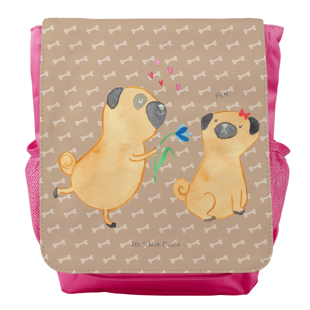Kinderrucksack Mops verliebt Kids, Rucksack, Kinderrucksack, Kinder Rucksack, Rucksack Kindergröße, Kleiner Rucksack, Hund, Hundemotiv, Haustier, Hunderasse, Tierliebhaber, Hundebesitzer, Sprüche, Mops, Möpse, Hundeliebe, verliebt, Liebe, Liebesspruch. Verlobt, Geschenk Freund, Partner