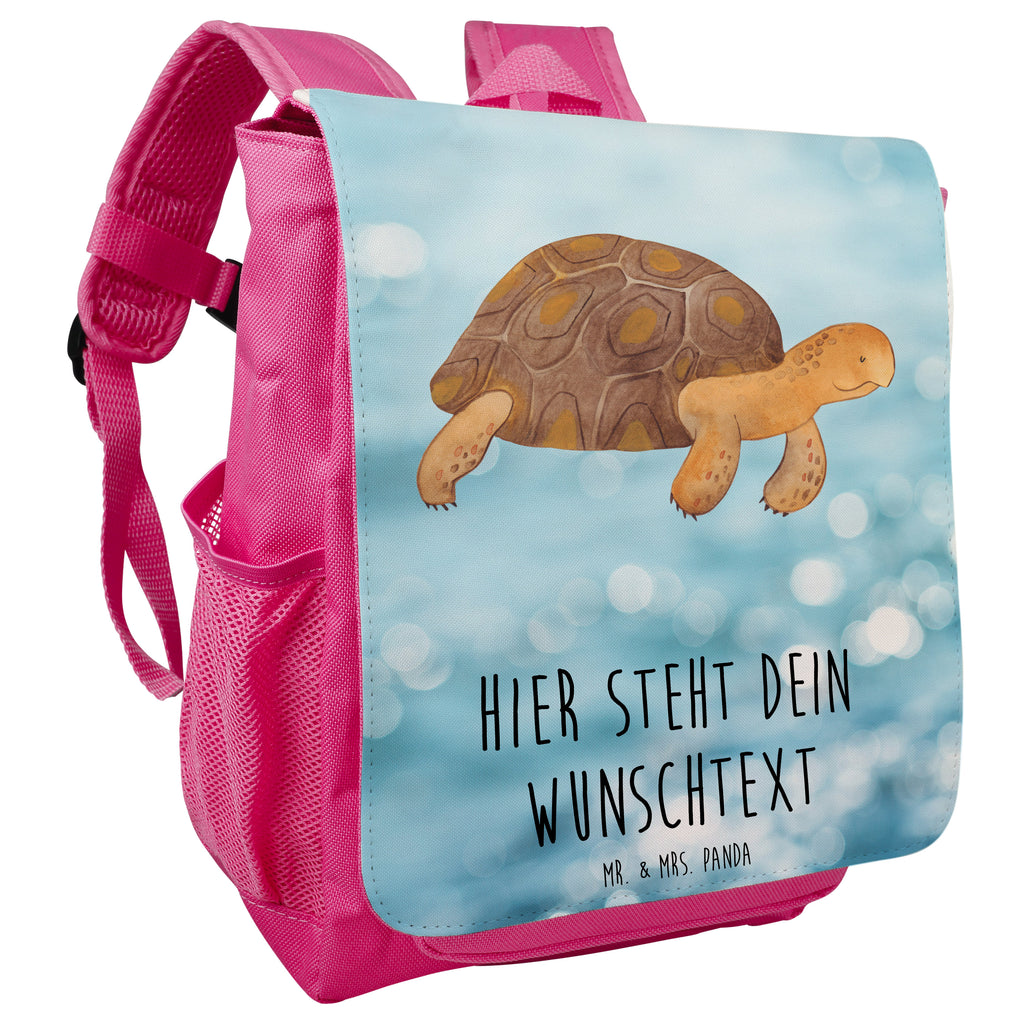 Personalisierter Kinderrucksack Schildkröte marschiert Personalisierter Rucksack, Kinderrucksack mit Wunschnamen, Kinder Rucksack personalisiert, Rucksack Kindergröße mit Name, Kleiner Rucksack mit individuellem Text, Rucksack mit eigenem Namen, Individueller Kinderrucksack, Rucksack mit Wunschtext, Personalisierter Rucksack für Kinder<br />Kinder Rucksack mit eigenem Design, Meerestiere, Meer, Urlaub, Schildkröte, Schildkröten, get lost, Abenteuer, Reiselust, Inspiration, Neustart, Motivation, Lieblingsmensch