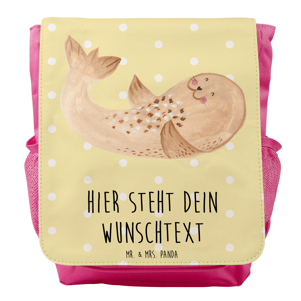 Personalisierter Kinderrucksack Robbe liegend Personalisierter Rucksack, Kinderrucksack mit Wunschnamen, Kinder Rucksack personalisiert, Rucksack Kindergröße mit Name, Kleiner Rucksack mit individuellem Text, Rucksack mit eigenem Namen, Individueller Kinderrucksack, Rucksack mit Wunschtext, Personalisierter Rucksack für Kinder<br />Kinder Rucksack mit eigenem Design, Tiermotive, Gute Laune, lustige Sprüche, Tiere, Robbe, Robben, Seehund, Strand, Meerestier, Ostsee, Nordsee, Lachen, Freude