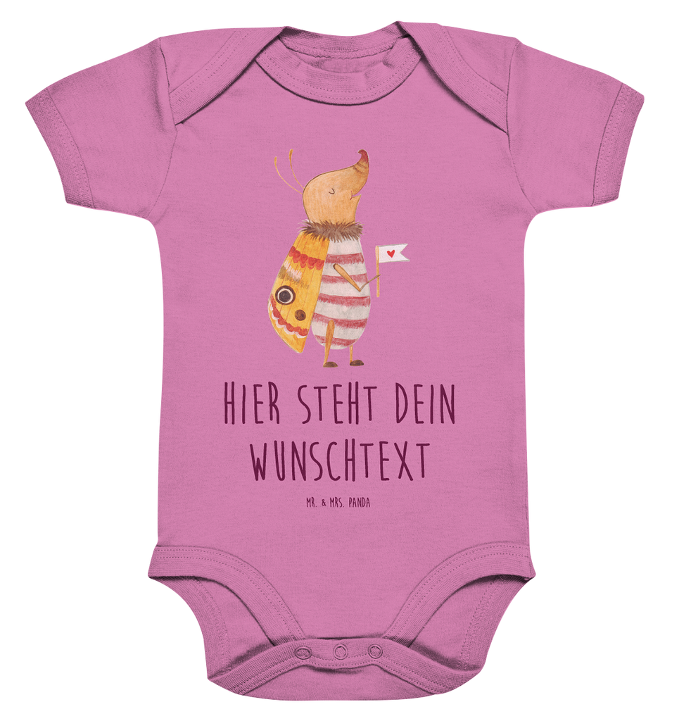 Personalisierter Baby Body Nachtfalter mit Fähnchen Personalisierter Baby Body, Personalisierte Babykleidung, Personalisierter Babystrampler, Personalisierter Strampler, Personalisierter Wickelbody, Personalisierte Baby Erstausstattung, Junge, Mädchen, Tiermotive, Gute Laune, lustige Sprüche, Tiere, Nachtfalter, Käfer, Spruch lustig, Spruch witzig, süß, niedlich, Küche Deko, Was kostet die Welt