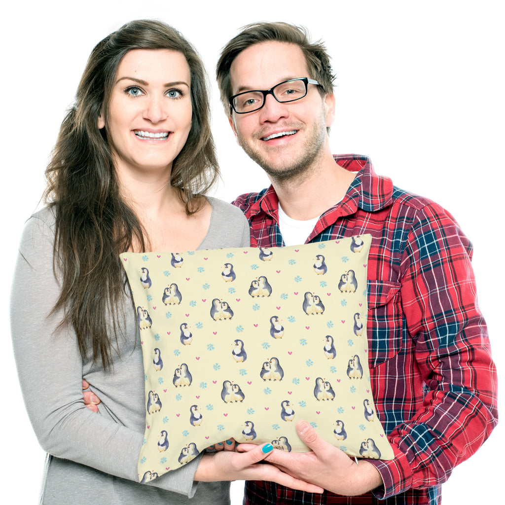 40x40 Kissen Pinguin umarmend Kissenhülle, Kopfkissen, Sofakissen, Dekokissen, Motivkissen, Pinguin, Liebe, Liebespaar, Liebesbeweis, Liebesgeschenk, Verlobung, Jahrestag, Hochzeitstag, Hochzeit, Hochzeitsgeschenk