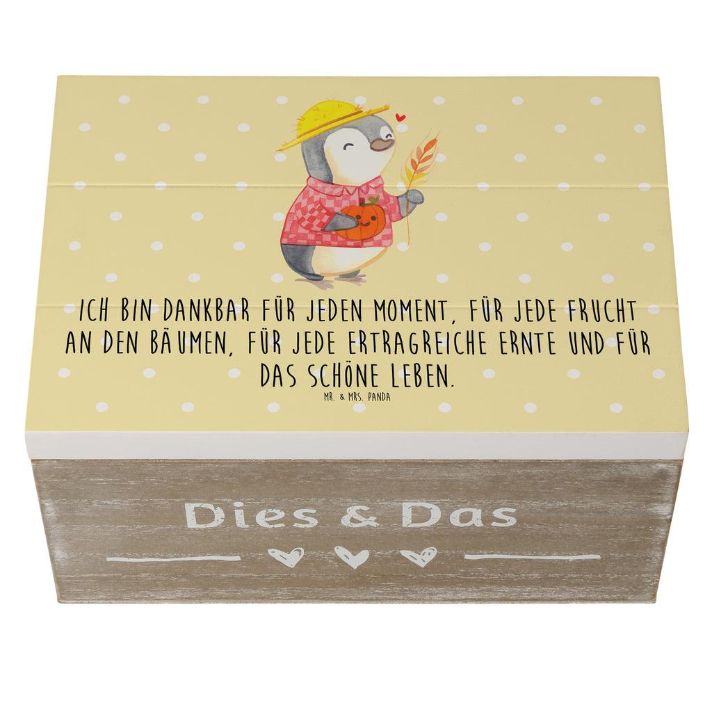 Holzkiste Erntedankfest Pinguin Holzkiste, Kiste, Schatzkiste, Truhe, Schatulle, XXL, Erinnerungsbox, Erinnerungskiste, Dekokiste, Aufbewahrungsbox, Erntedank, Erntedankfest, Erntedank 2023, Erntedank Kindergarten, Erntedankspruch, Erntedank Sprüche, Erntedankfest deko, Erntedank Deko, Erntedank mit Kindern, Thanksgiving, Kürbis, Dankbarkeits Spruch, Herbst Motiv