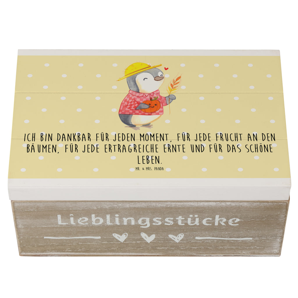 Holzkiste Erntedankfest Pinguin Holzkiste, Kiste, Schatzkiste, Truhe, Schatulle, XXL, Erinnerungsbox, Erinnerungskiste, Dekokiste, Aufbewahrungsbox, Erntedank, Erntedankfest, Erntedank 2023, Erntedank Kindergarten, Erntedankspruch, Erntedank Sprüche, Erntedankfest deko, Erntedank Deko, Erntedank mit Kindern, Thanksgiving, Kürbis, Dankbarkeits Spruch, Herbst Motiv