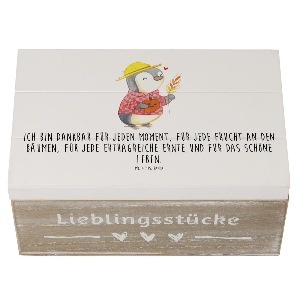 Holzkiste Erntedankfest Pinguin Holzkiste, Kiste, Schatzkiste, Truhe, Schatulle, XXL, Erinnerungsbox, Erinnerungskiste, Dekokiste, Aufbewahrungsbox, Erntedank, Erntedankfest, Erntedank 2023, Erntedank Kindergarten, Erntedankspruch, Erntedank Sprüche, Erntedankfest deko, Erntedank Deko, Erntedank mit Kindern, Thanksgiving, Kürbis, Dankbarkeits Spruch, Herbst Motiv