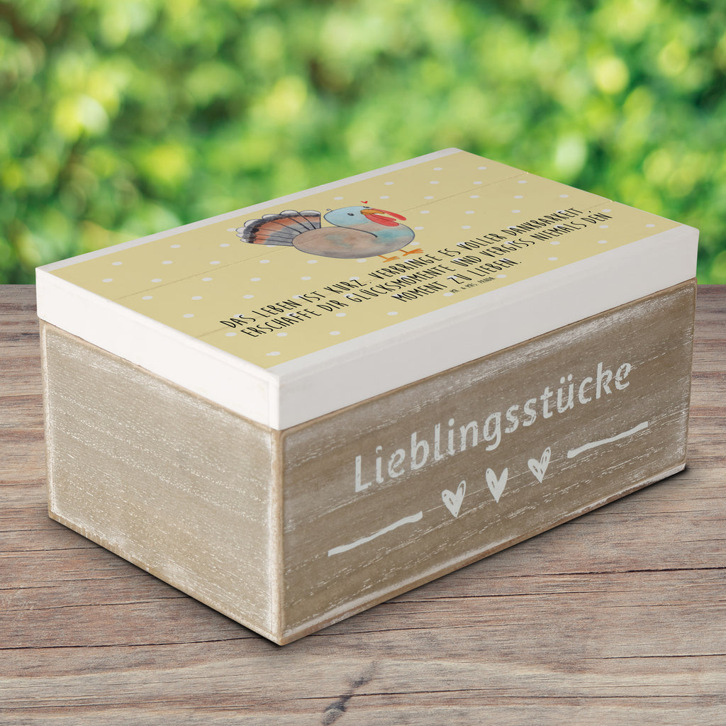 Holzkiste Thanksgiving Truthahn Holzkiste, Kiste, Schatzkiste, Truhe, Schatulle, XXL, Erinnerungsbox, Erinnerungskiste, Dekokiste, Aufbewahrungsbox, Erntedank, Erntedankfest, Erntedank 2023, Erntedank Kindergarten, Erntedankspruch, Erntedank Sprüche, Erntedankfest deko, Erntedank Deko, Erntedank mit Kindern, Thanksgiving, Dankbarkeit Truthahn, Handgezeichnet Thanksgiving, Thanksgiving Zeichnung