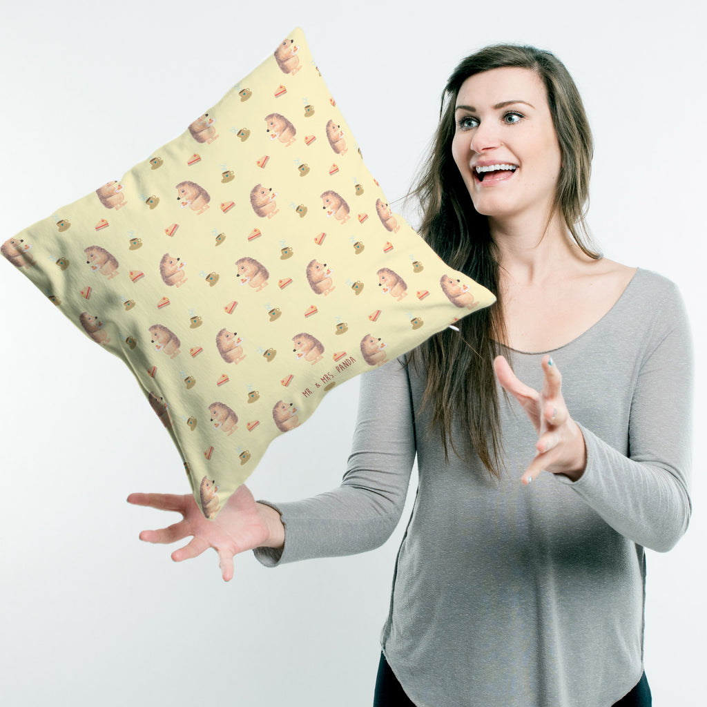 40x40 Kissen Igel mit Kuchenstück Kissenhülle, Kopfkissen, Sofakissen, Dekokissen, Motivkissen, Tiermotive, Gute Laune, lustige Sprüche, Tiere, Igel, Essen Spruch, Kuchen, Backen Geschenk, Kuchen backen, Einladung Party, Geburtstagskuchen, Torte