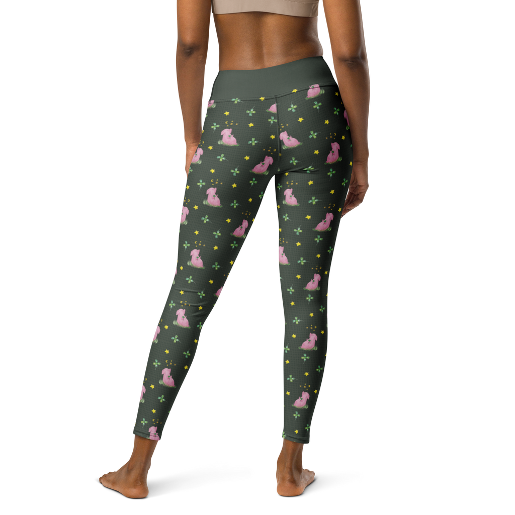 Yogahose Glücksschwein Yogapants, Yogaleggings, Yogaleggins, Yogahose Damen, Yogahose, Frauen, Yogahose Mädchen, Yogahose Kinder, Yogahose Herren, Yogahose Männer, Tiermotive, Gute Laune, lustige Sprüche, Tiere, Glücksschwein. Glück, Schwein, Schweinchen, Sterne, Sernchen, Ziele, Träume, Motivation, Glücksbringer