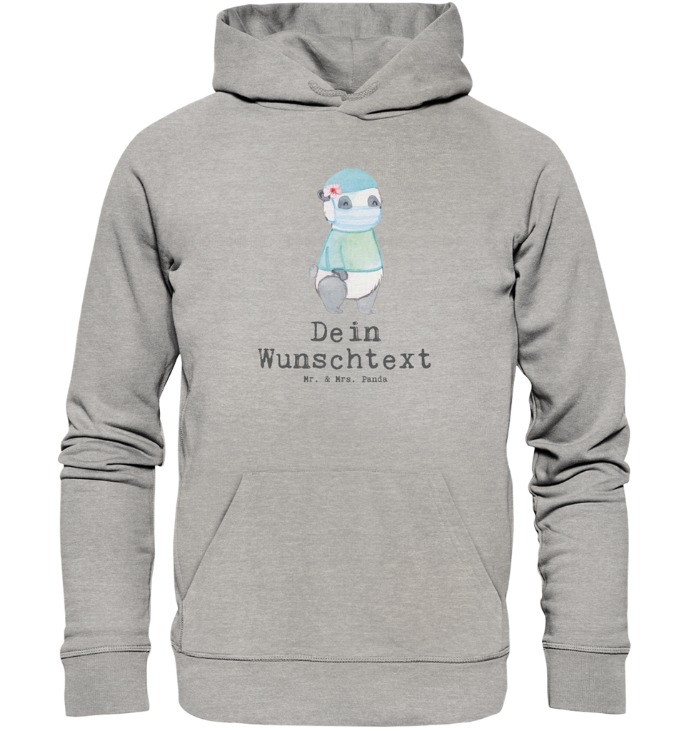 Personalisierter Hoodie Chirurgin mit Herz Personalisierter Hoodie, Namens-Hoodie, Wunschtext-Hoodie, Text-Hoodie, Hoodie mit Spruch, Hoodie mit Logo, Hoodie mit Bild, Hoodie mit Foto, Hoodie mit Design, Hoodie mit Aufdruck, Kapuzenpullover mit Wunschtext, Kapuzenpullover mit Wunschname, Kapuzenpullover mit Namen, Kapuzenpullover personalisiert, Unisex Hoodie personalisiert, Hoodie Männer personalisiert, Hoodie Frauen personalisiert, Kapuzenpullover Männer personalisiert, Kapuzenpullover Frauen personalisiert, Oberteil personalisiert, Beruf, Ausbildung, Jubiläum, Abschied, Rente, Kollege, Kollegin, Geschenk, Schenken, Arbeitskollege, Mitarbeiter, Firma, Danke, Dankeschön, Chirurgin, Unfallchirurgini, Notfallchirurgin, Krankenhaus, Ärztin, Medizinerin