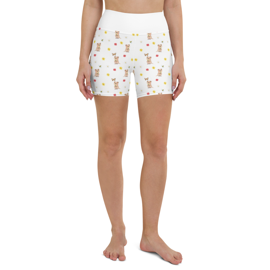 Yoga Shorts Quokka Happy Yoga Shorts, Yogashorts, Sporthose, Sportshorts, Fitnesshose, Sportshorts Damen, Yoga Shorts Damen, Yogabekleidung, Sportbekleidung, Tiermotive, Gute Laune, lustige Sprüche, Tiere, Quokka, Verschieben, Aufschieberitis, Lustiger Spruch, Niedliches Tier, Dinge erledigen