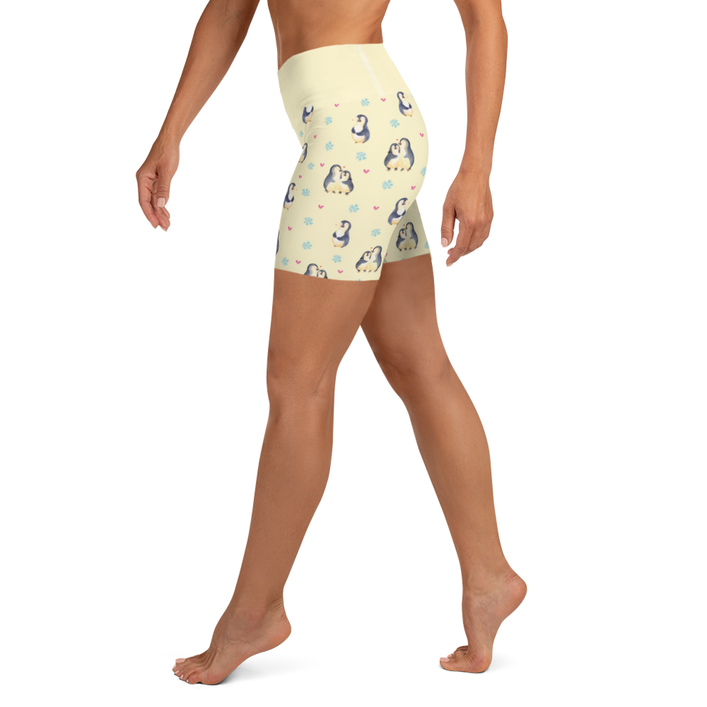 Yoga Shorts Pinguin umarmend Yoga Shorts, Yogashorts, Sporthose, Sportshorts, Fitnesshose, Sportshorts Damen, Yoga Shorts Damen, Yogabekleidung, Sportbekleidung, Pinguin, Liebe, Liebespaar, Liebesbeweis, Liebesgeschenk, Verlobung, Jahrestag, Hochzeitstag, Hochzeit, Hochzeitsgeschenk