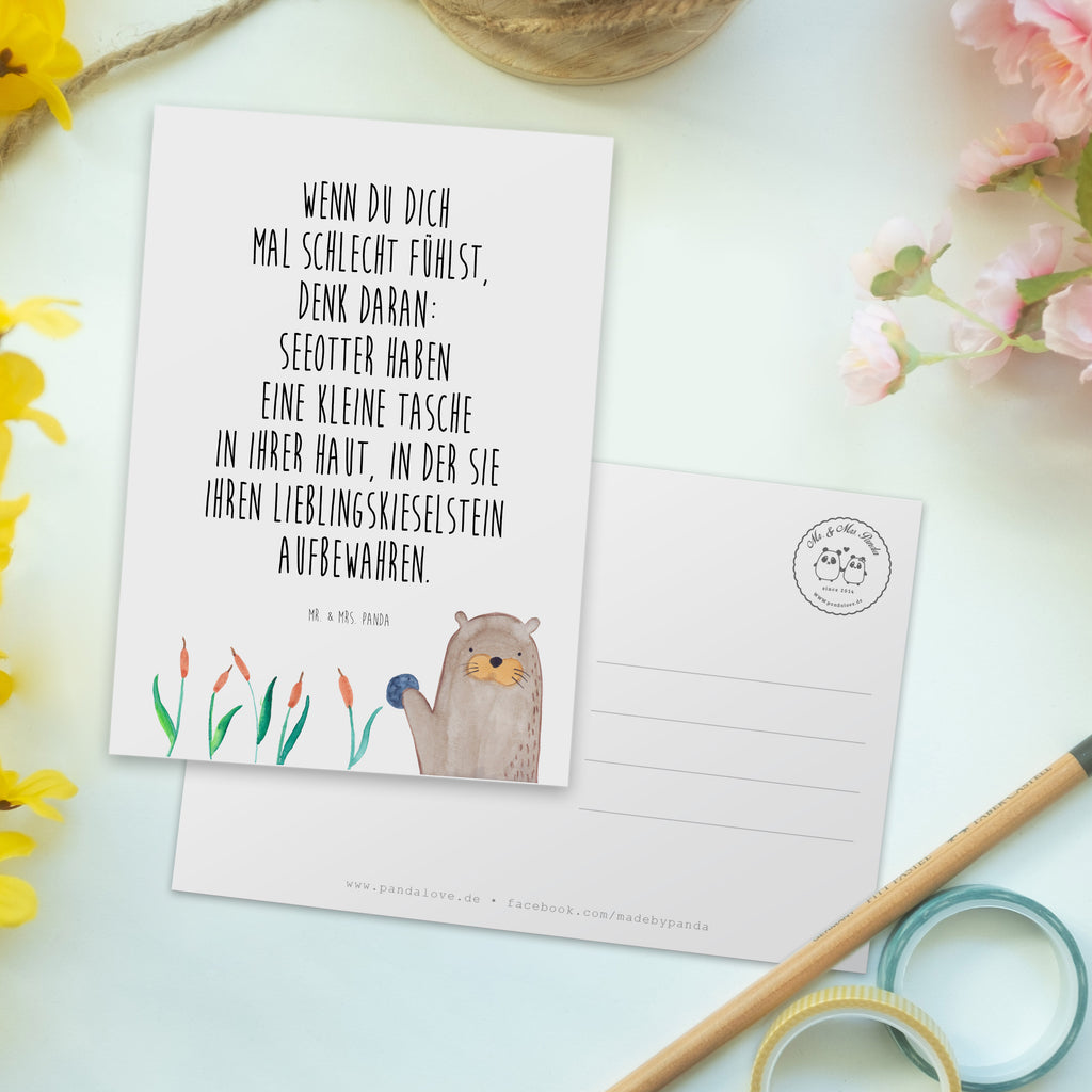 Postkarte Otter mit Stein Geschenkkarte, Grußkarte, Karte, Einladung, Ansichtskarte, Geburtstagskarte, Einladungskarte, Dankeskarte, Otter, Fischotter, Seeotter, Otter Seeotter See Otter