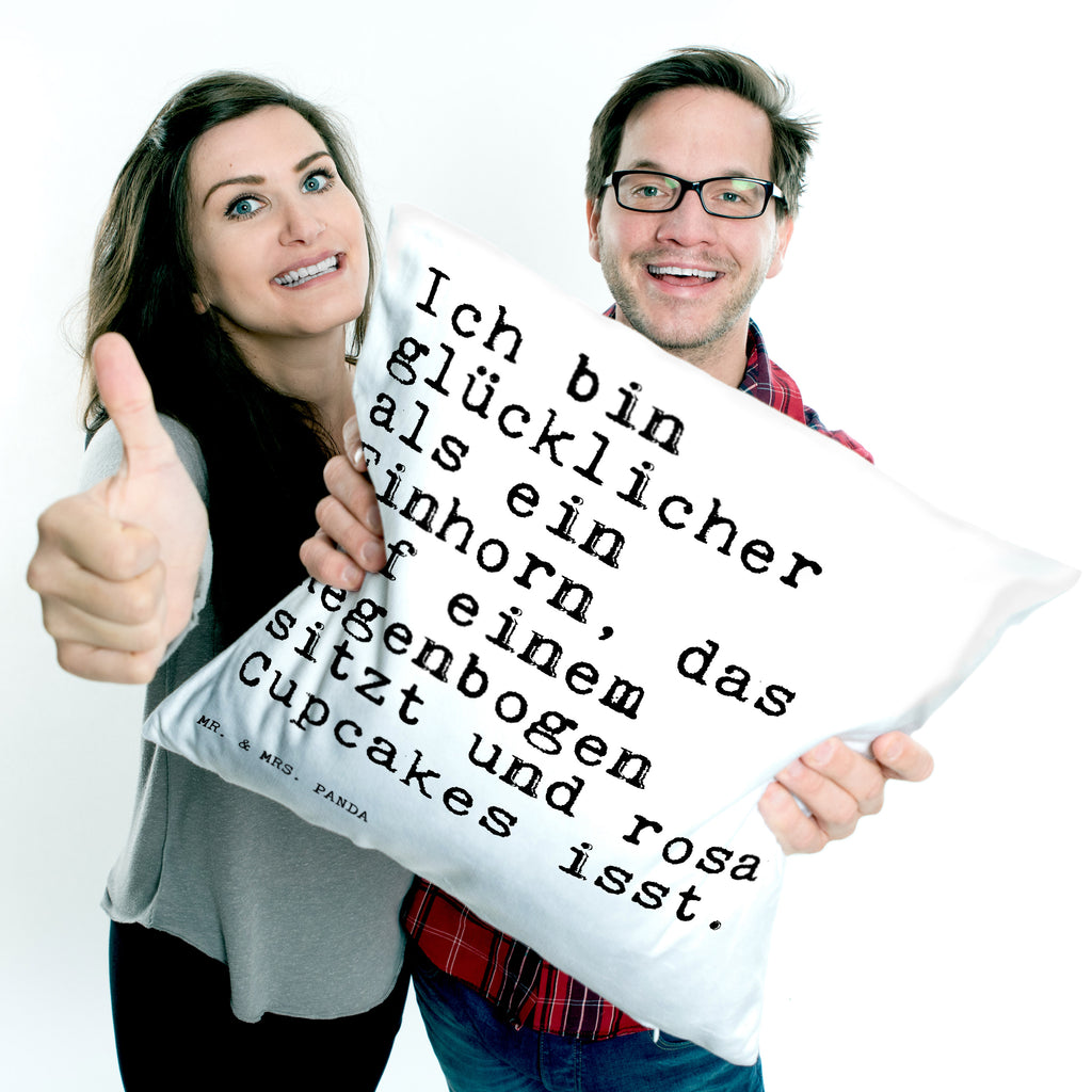 40x40 Kissen Sprüche und Zitate Ich bin glücklicher als ein Einhorn, das auf einem Regenbogen sitzt und rosa Cupcakes isst. Kissenhülle, Kopfkissen, Sofakissen, Dekokissen, Motivkissen, Spruch, Sprüche, lustig, Weisheiten, Zitate, Spruch Sprüche Weisheiten Zitate Lustig Weisheit Worte