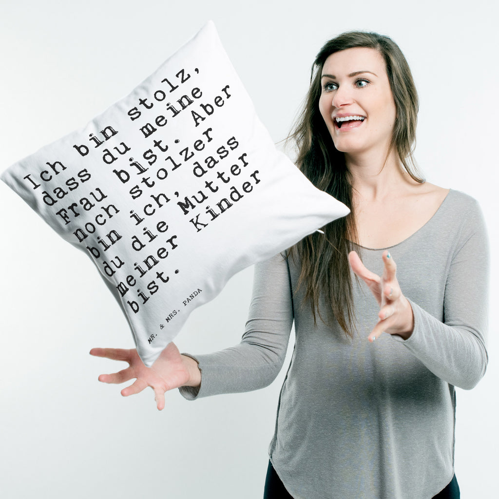 40x40 Kissen Sprüche und Zitate Ich bin stolz, dass du meine Frau bist. Aber noch stolzer bin ich, dass du die Mutter meiner Kinder bist. Kissenhülle, Kopfkissen, Sofakissen, Dekokissen, Motivkissen, Spruch, Sprüche, lustig, Weisheiten, Zitate, Spruch Sprüche Weisheiten Zitate Lustig Weisheit Worte