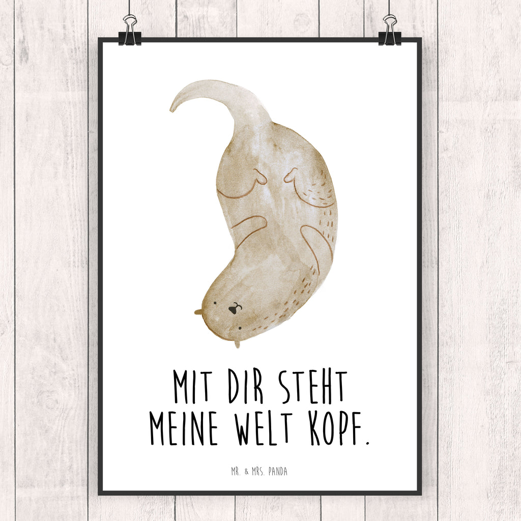 Poster Otter kopfüber Poster, Wandposter, Bild, Wanddeko, Küchenposter, Kinderposter, Wanddeko Bild, Raumdekoration, Wanddekoration, Handgemaltes Poster, Mr. & Mrs. Panda Poster, Designposter, Kunstdruck, Posterdruck, Otter, Fischotter, Seeotter, Otter Seeotter See Otter