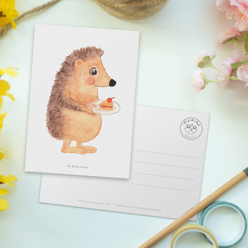 Postkarte Igel mit Kuchenstück Geschenkkarte, Grußkarte, Karte, Einladung, Ansichtskarte, Geburtstagskarte, Einladungskarte, Dankeskarte, Tiermotive, Gute Laune, lustige Sprüche, Tiere, Igel, Essen Spruch, Kuchen, Backen Geschenk, Kuchen backen, Einladung Party, Geburtstagskuchen, Torte