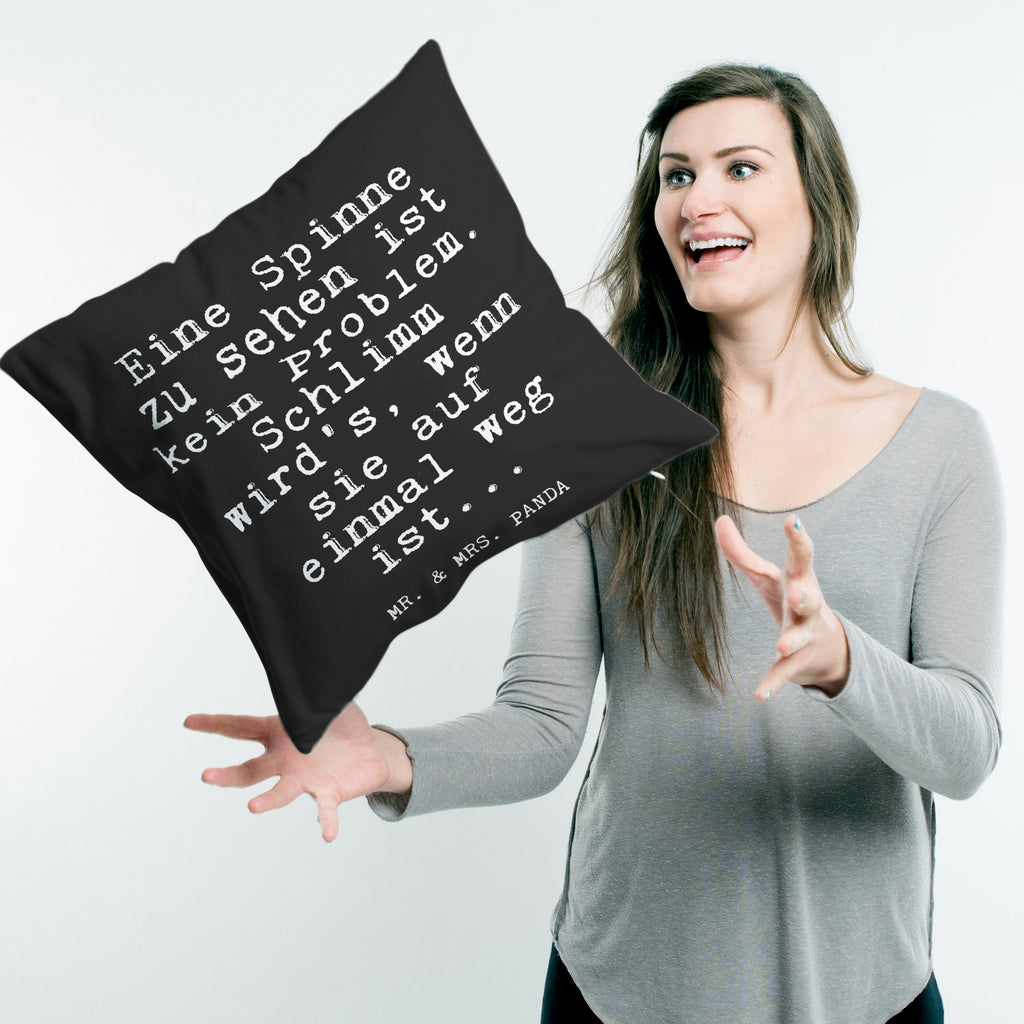 40x40 Kissen Fun Talk Eine Spinne zu sehen ist kein Problem. Schlimm wird's, wenn sie auf einmal weg ist... Kissenhülle, Kopfkissen, Sofakissen, Dekokissen, Motivkissen, Spruch, Sprüche, lustig, Weisheiten, Zitate, Glizer Spruch Sprüche Weisheiten Zitate Lustig Weisheit Worte