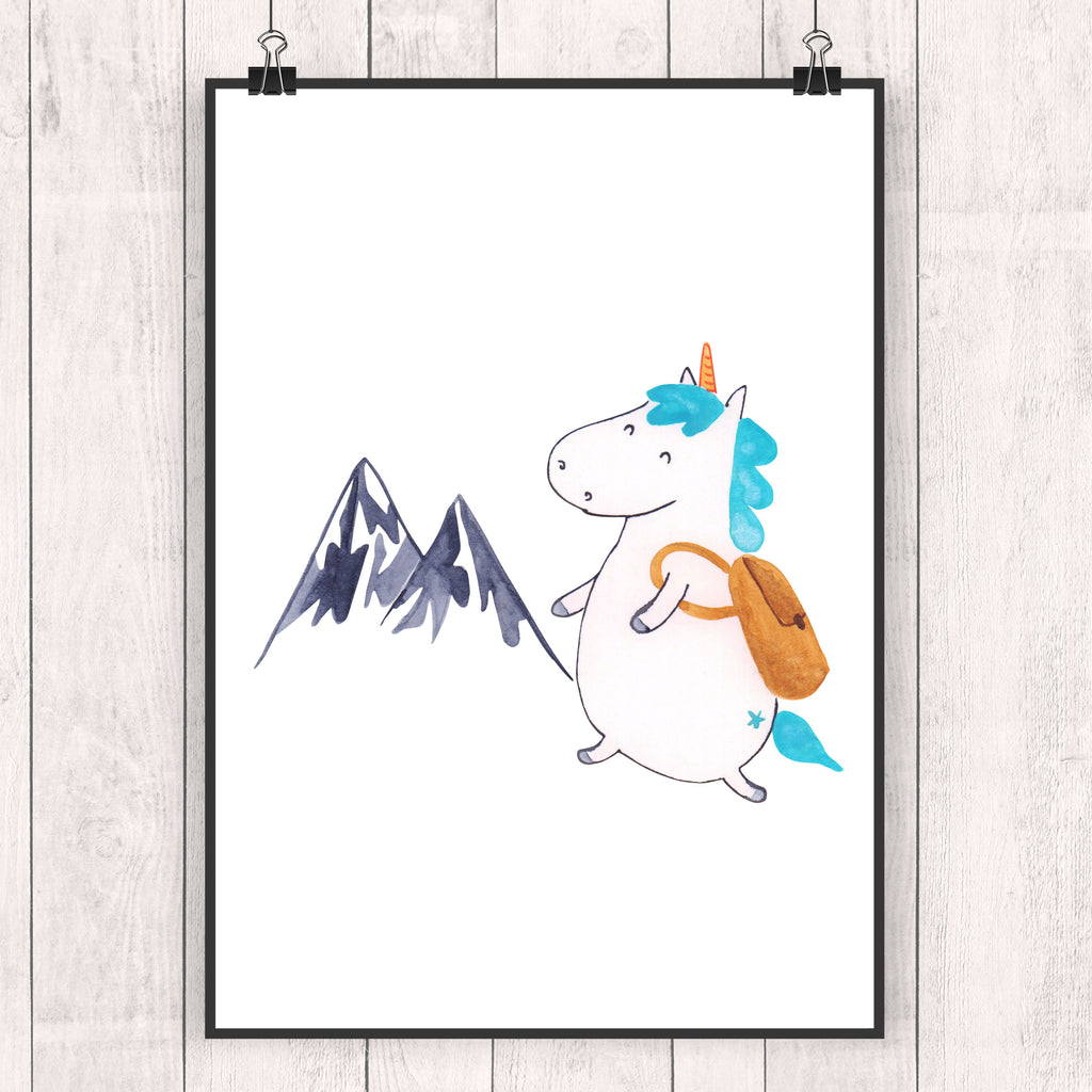 Poster Einhorn Bergsteiger Poster, Wandposter, Bild, Wanddeko, Küchenposter, Kinderposter, Wanddeko Bild, Raumdekoration, Wanddekoration, Handgemaltes Poster, Mr. & Mrs. Panda Poster, Designposter, Kunstdruck, Posterdruck, Einhorn, Einhörner, Einhorn Deko, Pegasus, Unicorn, Bergsteiger, Abenteuer, Berge, Abenteurer, Weltenbummler, Weltreise, Reisen, Urlaub, Entdecker
