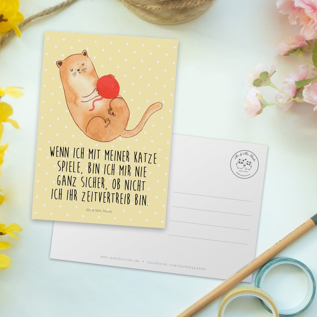 Postkarte Katzen Wollknäul Geschenkkarte, Grußkarte, Karte, Einladung, Ansichtskarte, Geburtstagskarte, Einladungskarte, Dankeskarte, Katze, Katzenmotiv, Katzenfan, Katzendeko, Katzenfreund, Katzenliebhaber, Katzenprodukte, Katzenartikel, Katzenaccessoires, Katzensouvenirs, Katzenliebhaberprodukte, Katzenmotive, Katzen, Kater, Mietze, Cat, Cats, Katzenhalter, Katzenbesitzerin, Haustier, Wollknäuel, Wolle, Spielen, Spiel, verspielt