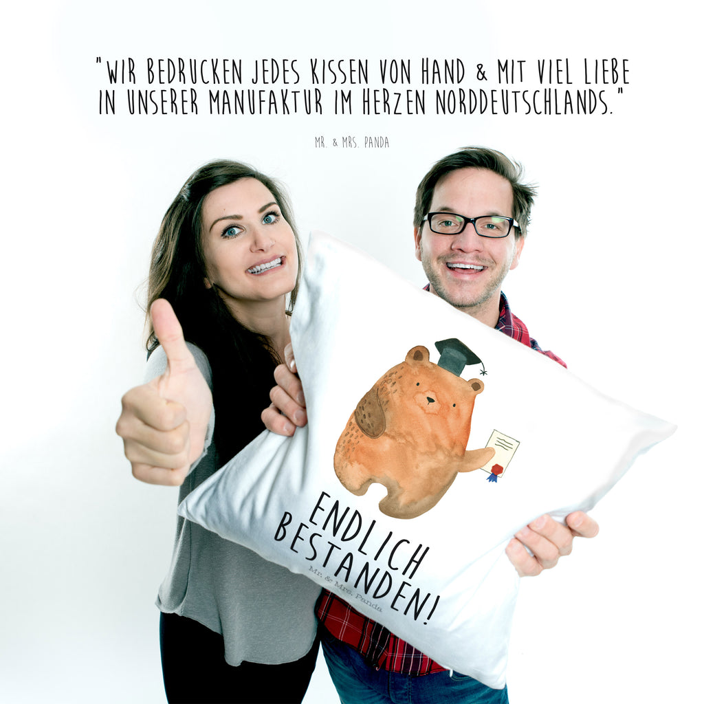 40x40 Kissen Prüfungsbär Kissenhülle, Kopfkissen, Sofakissen, Dekokissen, Motivkissen, Bär, Teddy, Teddybär, Abitur, Prüfungen, Prüfung bestanden, Abschluss, Zeugnis, Abschlusszeugnis