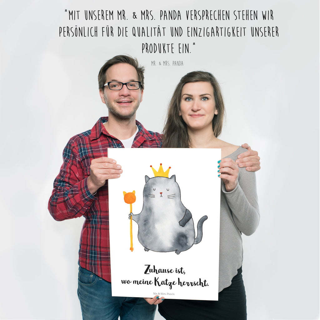 Poster Katzen Koenig Poster, Wandposter, Bild, Wanddeko, Küchenposter, Kinderposter, Wanddeko Bild, Raumdekoration, Wanddekoration, Handgemaltes Poster, Mr. & Mrs. Panda Poster, Designposter, Kunstdruck, Posterdruck, Katze, Katzenmotiv, Katzenfan, Katzendeko, Katzenfreund, Katzenliebhaber, Katzenprodukte, Katzenartikel, Katzenaccessoires, Katzensouvenirs, Katzenliebhaberprodukte, Katzenmotive, Katzen, Kater, Mietze, Cat, Cats, Katzenhalter, Katzenbesitzerin, Haustier, König, Königin, Queen, Familie, Mietzhaus, Wohnung, erste eigenen Wohnung, Umzug, Einzug