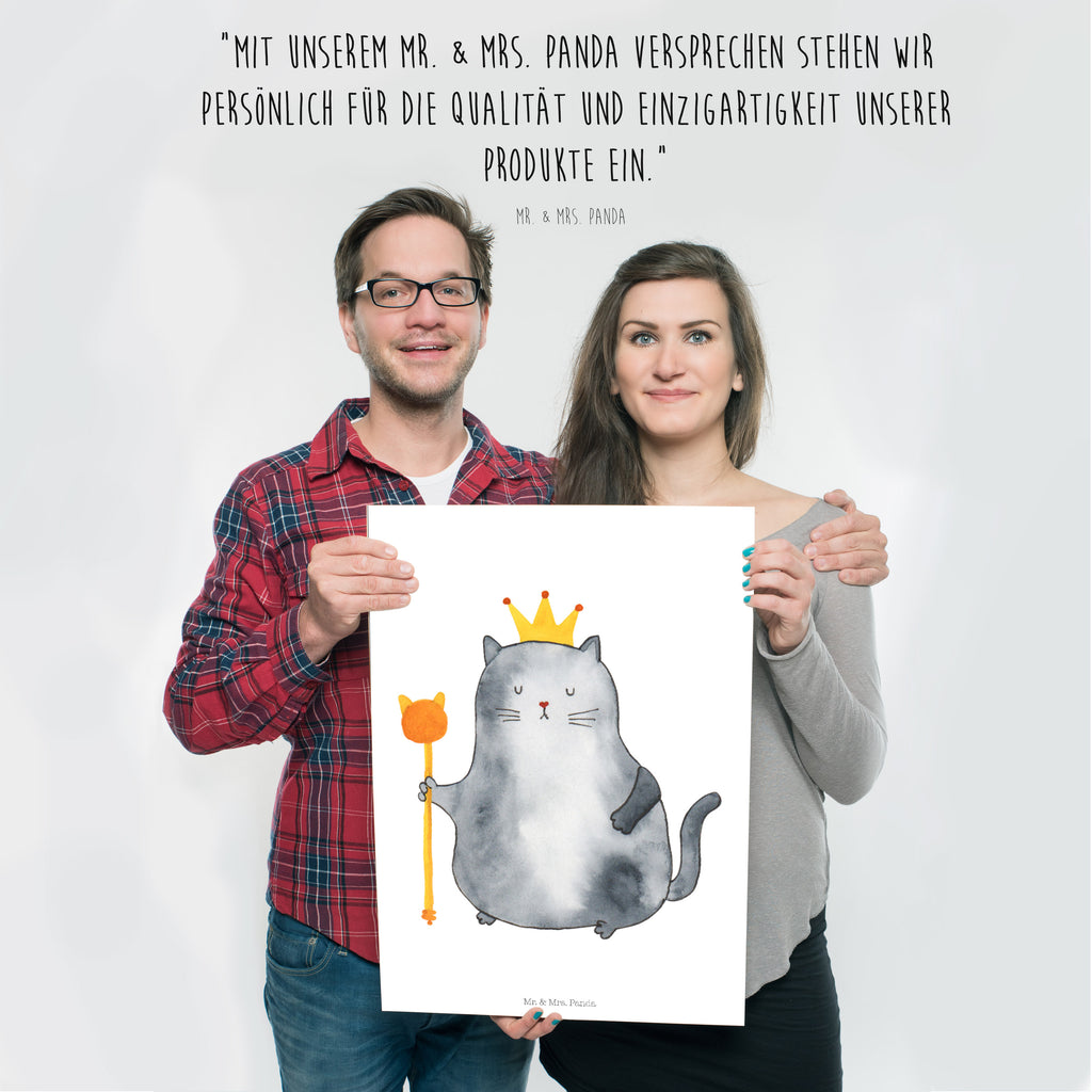 Poster Katzen Koenig Poster, Wandposter, Bild, Wanddeko, Küchenposter, Kinderposter, Wanddeko Bild, Raumdekoration, Wanddekoration, Handgemaltes Poster, Mr. & Mrs. Panda Poster, Designposter, Kunstdruck, Posterdruck, Katze, Katzenmotiv, Katzenfan, Katzendeko, Katzenfreund, Katzenliebhaber, Katzenprodukte, Katzenartikel, Katzenaccessoires, Katzensouvenirs, Katzenliebhaberprodukte, Katzenmotive, Katzen, Kater, Mietze, Cat, Cats, Katzenhalter, Katzenbesitzerin, Haustier, König, Königin, Queen, Familie, Mietzhaus, Wohnung, erste eigenen Wohnung, Umzug, Einzug