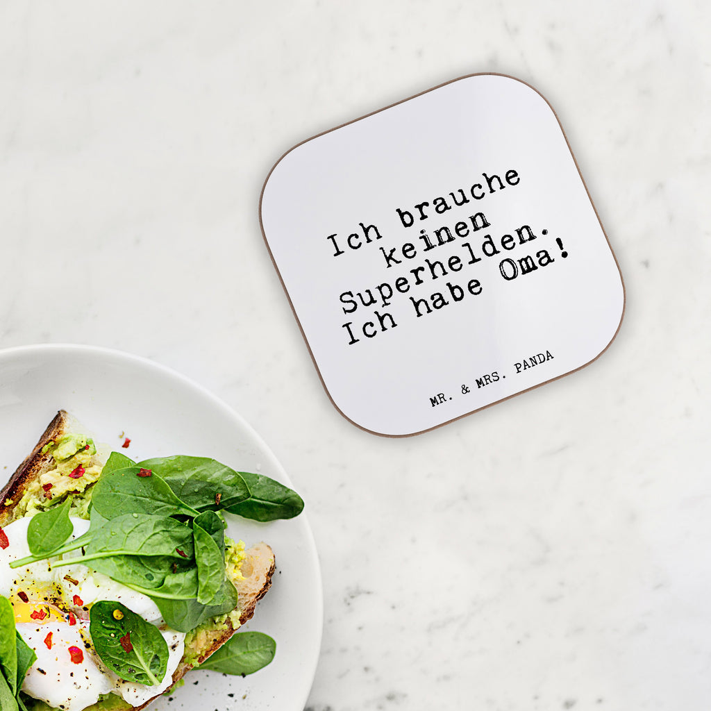Quadratische Untersetzer Fun Talk Ich brauche keinen Superhelden. Ich habe Oma! Bierdeckel, Glasuntersetzer, Untersetzer Gläser, Getränkeuntersetzer, Spruch, Sprüche, lustig, Weisheiten, Zitate, Glizer Spruch Sprüche Weisheiten Zitate Lustig Weisheit Worte