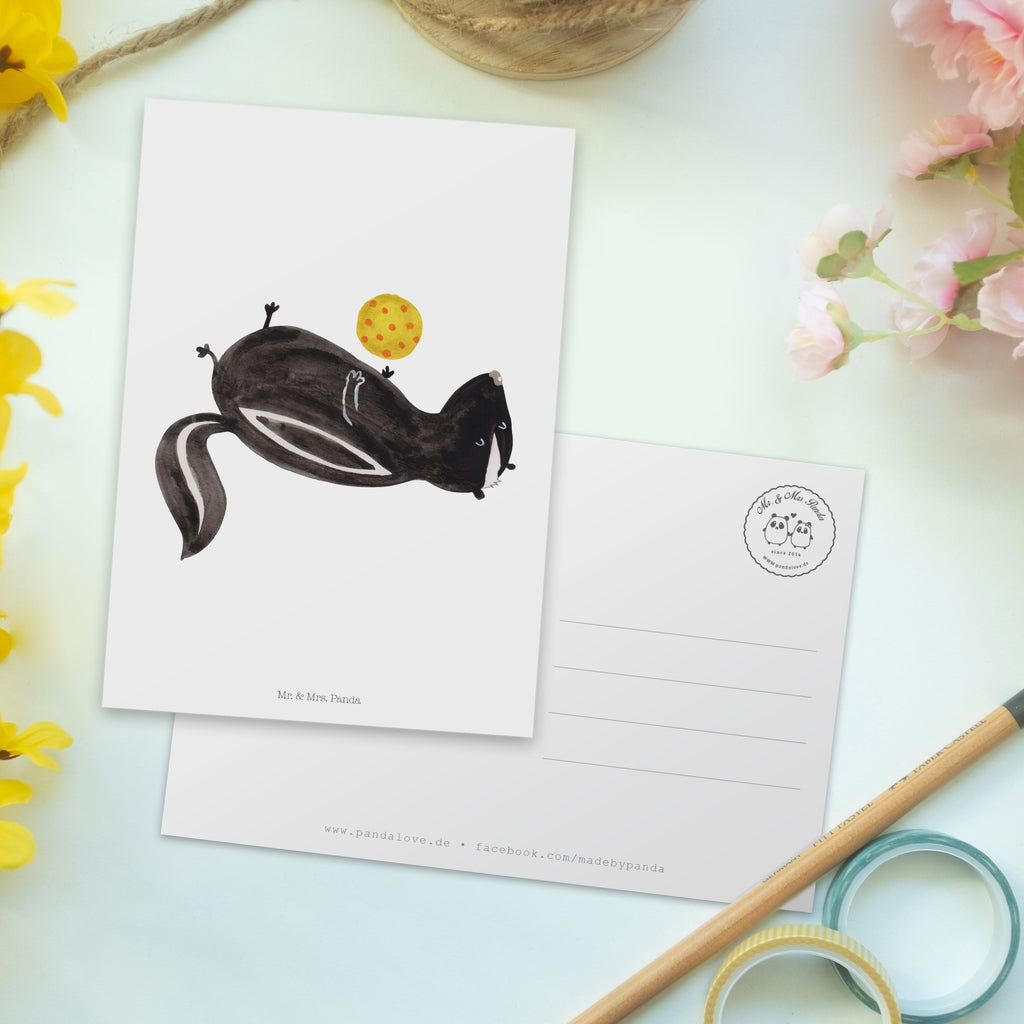 Postkarte Stinktier Ball Geschenkkarte, Grußkarte, Karte, Einladung, Ansichtskarte, Geburtstagskarte, Einladungskarte, Stinktier, Skunk, Wildtier, Raubtier, Stinker, Stinki, verspielt, Weisheit