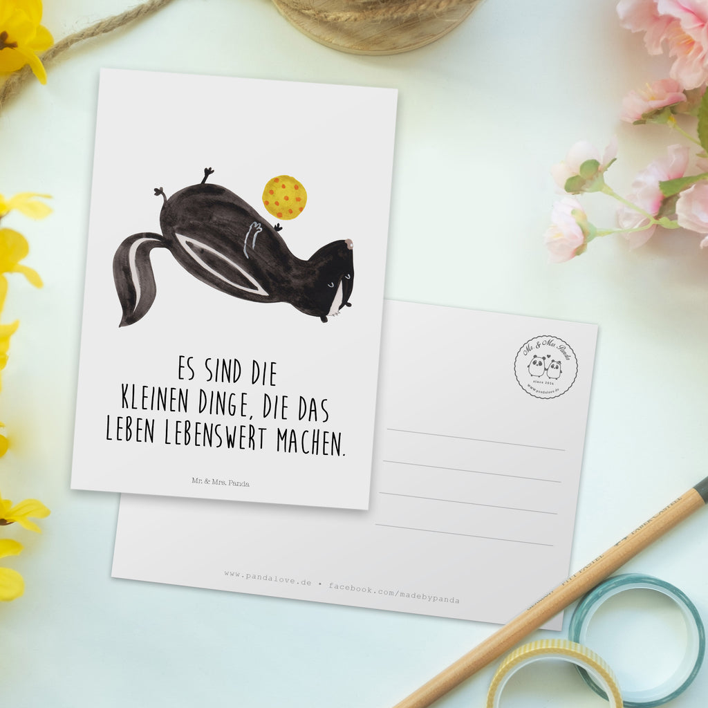 Postkarte Stinktier Ball Geschenkkarte, Grußkarte, Karte, Einladung, Ansichtskarte, Geburtstagskarte, Einladungskarte, Stinktier, Skunk, Wildtier, Raubtier, Stinker, Stinki, verspielt, Weisheit