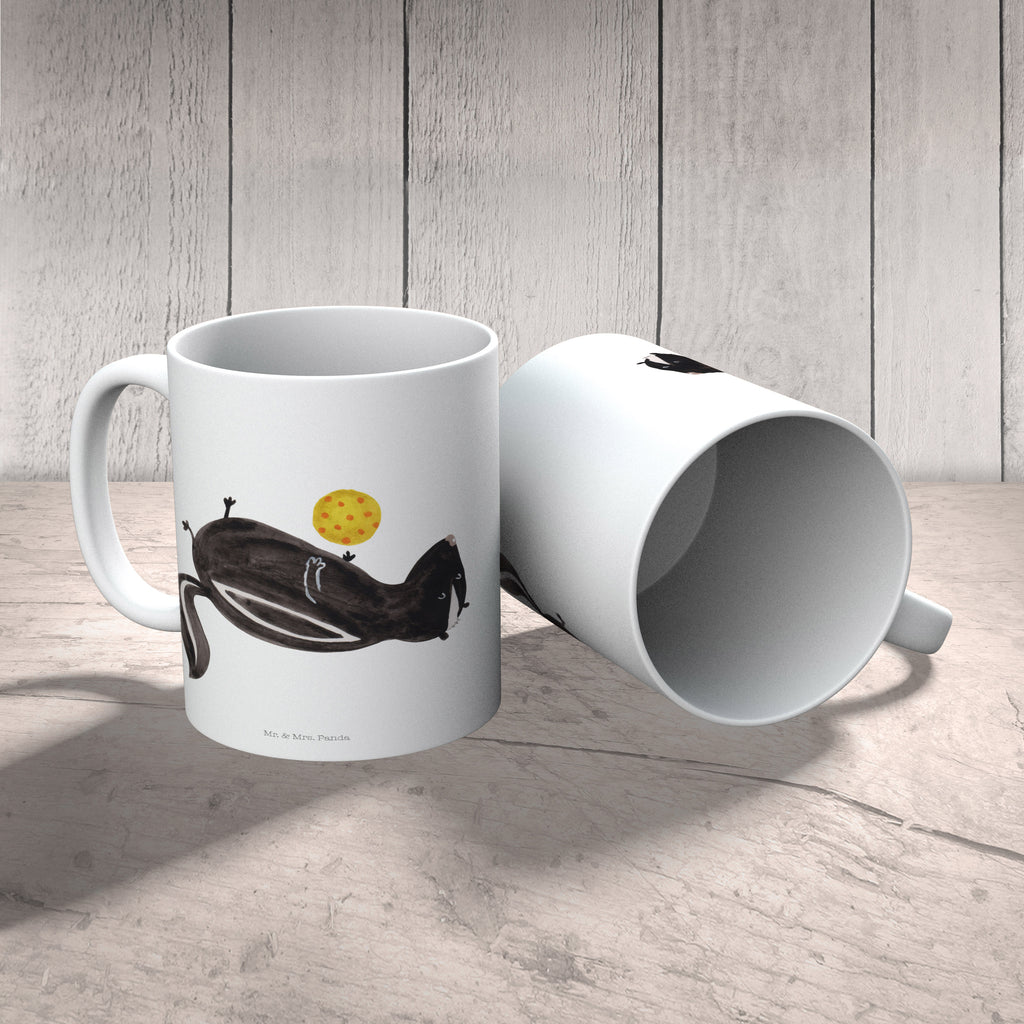 Tasse Stinktier Ball Stinktier, Skunk, Wildtier, Raubtier, Stinker, Stinki, verspielt, Weisheit,  Becher, Kaffeetasse, Kaffeebecher, Tee, Frühstück, Büro  Stinktier, Skunk
