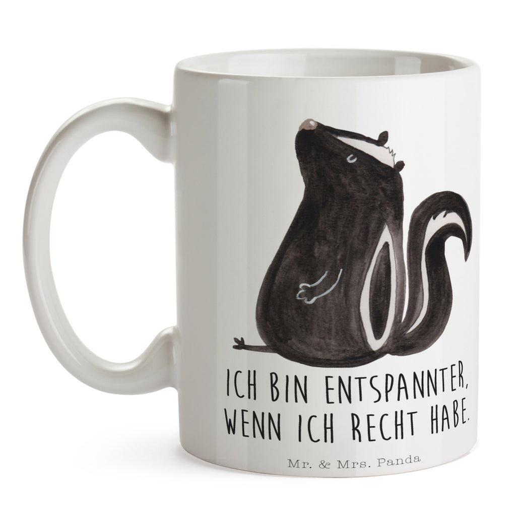 Tasse Stinktier sitzend Stinktier, Skunk, Wildtier, Raubtier, Stinker, Stinki, Spruch, Büro, Recht, Besserwisser, Becher, Kaffeetasse, Kaffeebecher, Tee, Frühstück, Büro  Stinktier, Skunk