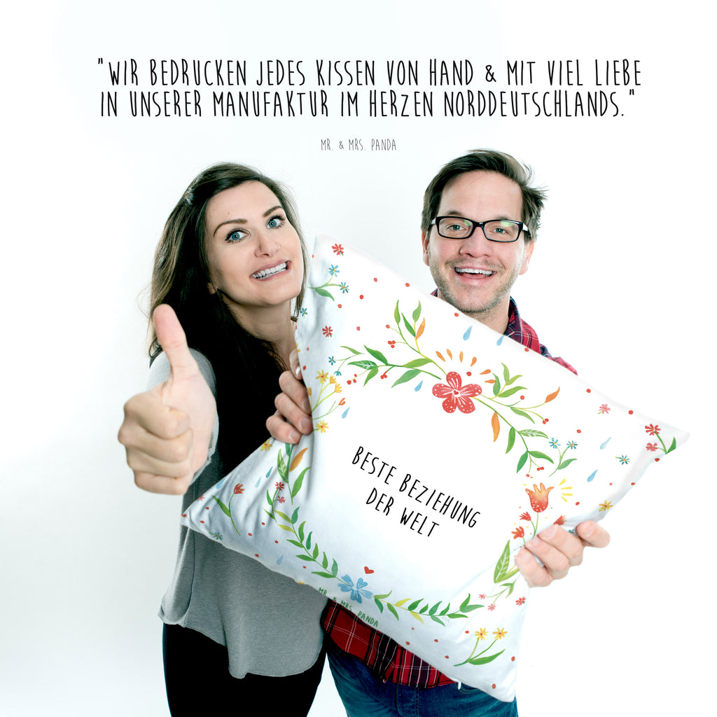 40x40 Kissen Design Frame Barfuß Wiese Beziehung Geschenk Kissenhülle, Kopfkissen, Sofakissen, Dekokissen, Motivkissen Beziehung, Zusammen sein, Miteinander gehen 