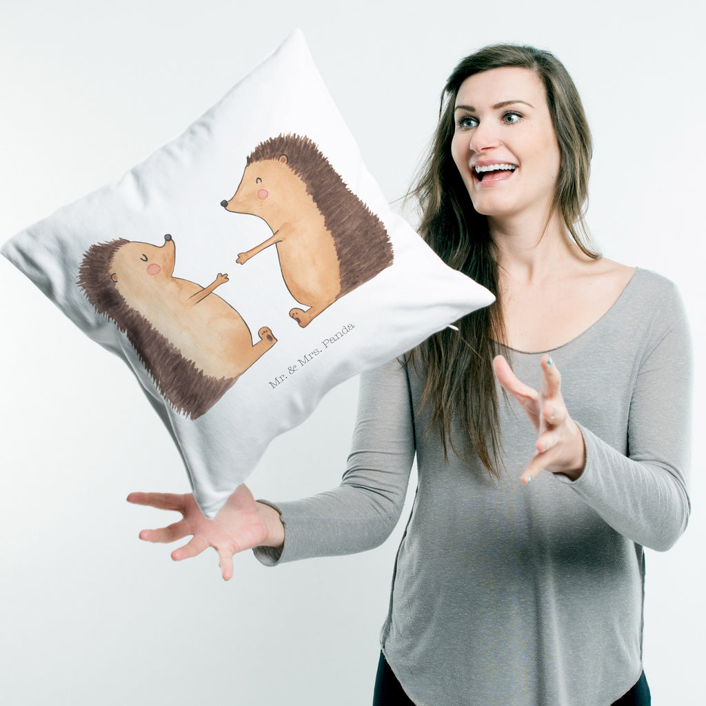 40x40 Kissen Igel Liebe Kissenhülle, Kopfkissen, Sofakissen, Dekokissen, Motivkissen, Liebe, Partner, Freund, Freundin, Ehemann, Ehefrau, Heiraten, Verlobung, Heiratsantrag, Liebesgeschenk, Jahrestag, Hocheitstag, Verliebt, Verlobt, Verheiratet, Geschenk, Liebesbeweis, Hochzeitstag, Hochzeit, Igel