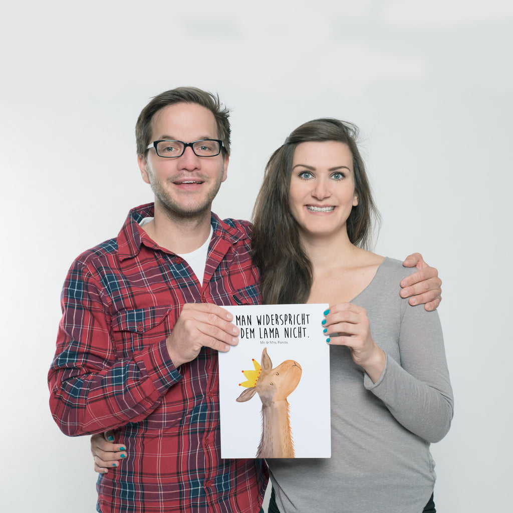 Poster Lamakopf König Poster, Wandposter, Bild, Wanddeko, Küchenposter, Kinderposter, Wanddeko Bild, Raumdekoration, Wanddekoration, Handgemaltes Poster, Mr. & Mrs. Panda Poster, Designposter, Kunstdruck, Posterdruck, Lama, Alpaka, Lamas, König, Königin, Freundin, Mama, Papa, Büro Kollege, Kollegin, Chef, Vorgesetzter, Abi, Abitur