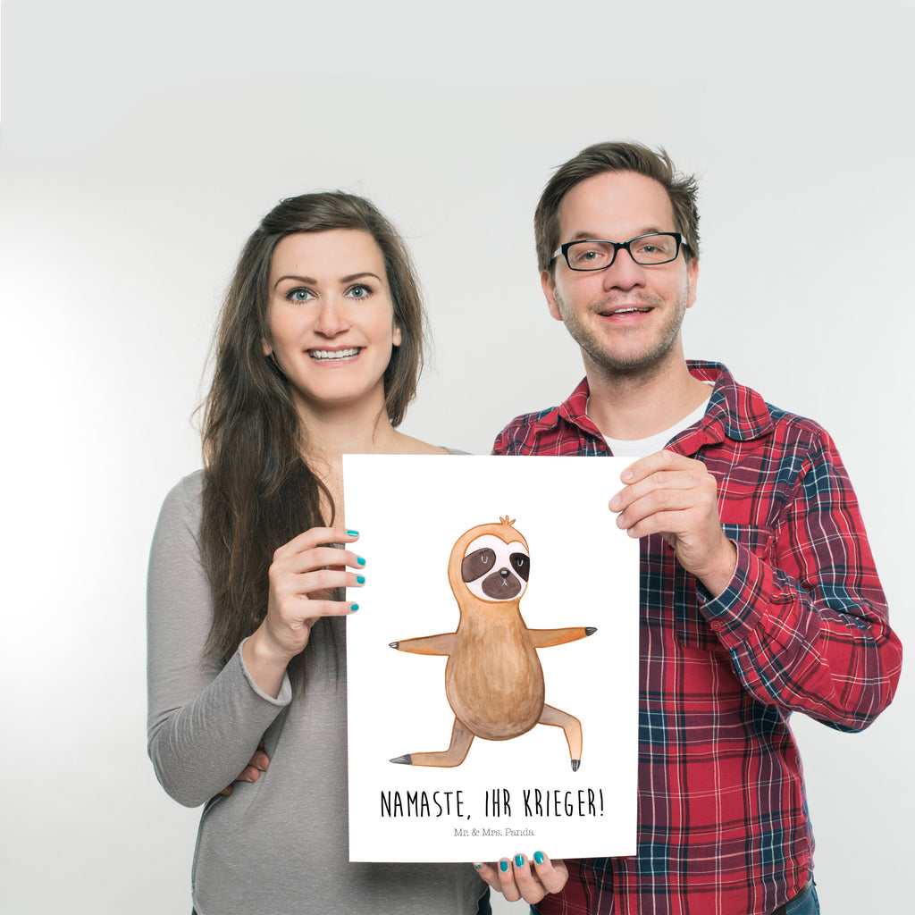 Poster Faultier  Yoga Poster, Wandposter, Bild, Wanddeko, Küchenposter, Kinderposter, Wanddeko Bild, Raumdekoration, Wanddekoration, Handgemaltes Poster, Mr. & Mrs. Panda Poster, Designposter, Kunstdruck, Posterdruck, Faultier, Faultier Geschenk, Faultier Deko, Faultiere, faul, Lieblingstier, Yoga, Namaste, Krieger, Yogaübungen, Meditation, Atmung, Gelassenheit, Entspannung