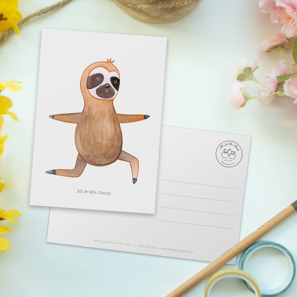 Postkarte Faultier  Yoga Geschenkkarte, Grußkarte, Karte, Einladung, Ansichtskarte, Geburtstagskarte, Einladungskarte, Dankeskarte, Faultier, Faultier Geschenk, Faultier Deko, Faultiere, faul, Lieblingstier, Yoga, Namaste, Krieger, Yogaübungen, Meditation, Atmung, Gelassenheit, Entspannung