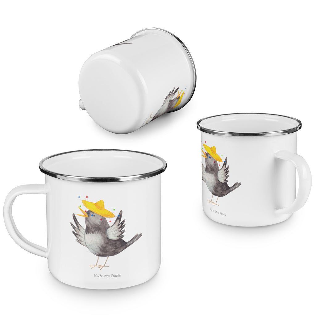 Camping Emaille Tasse Rabe mit Sombrero Campingtasse, Trinkbecher, Metalltasse, Outdoor Tasse, Emaille Trinkbecher, Blechtasse Outdoor, Emaille Campingbecher, Edelstahl Trinkbecher, Metalltasse für Camping, Kaffee Blechtasse, Camping Tasse Metall, Tiermotive, Gute Laune, lustige Sprüche, Tiere, Rabe, Vogel, Vögel, Spruch positiv, fröhlich sein, glücklich sein, Glück Spruch, froh, Elster, Motivation