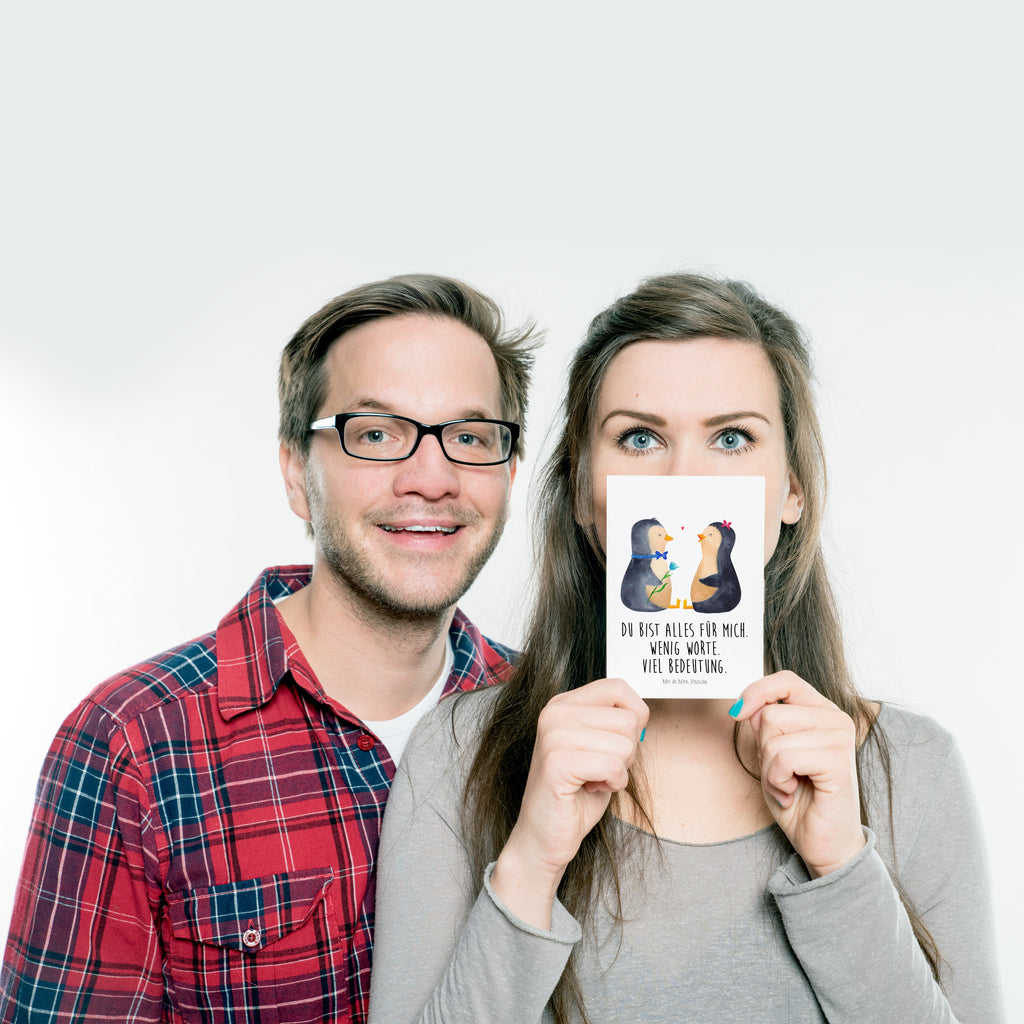 Postkarte Pinguin Pärchen Geschenkkarte, Grußkarte, Karte, Einladung, Ansichtskarte, Geburtstagskarte, Einladungskarte, Dankeskarte, Pinguin, Pinguine, Liebe, Liebespaar, Liebesbeweis, Liebesgeschenk, Verlobung, Jahrestag, Hochzeitstag, Hochzeit, Hochzeitsgeschenk, große Liebe, Traumpaar