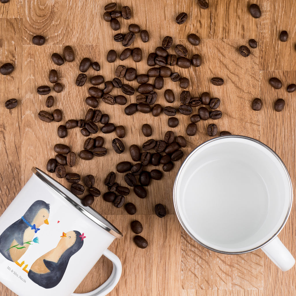 Camping Emaille Tasse Pinguin Pärchen Campingtasse, Trinkbecher, Metalltasse, Outdoor Tasse, Emaille Trinkbecher, Blechtasse Outdoor, Emaille Campingbecher, Edelstahl Trinkbecher, Metalltasse für Camping, Kaffee Blechtasse, Camping Tasse Metall, Pinguin, Pinguine, Liebe, Liebespaar, Liebesbeweis, Liebesgeschenk, Verlobung, Jahrestag, Hochzeitstag, Hochzeit, Hochzeitsgeschenk, große Liebe, Traumpaar