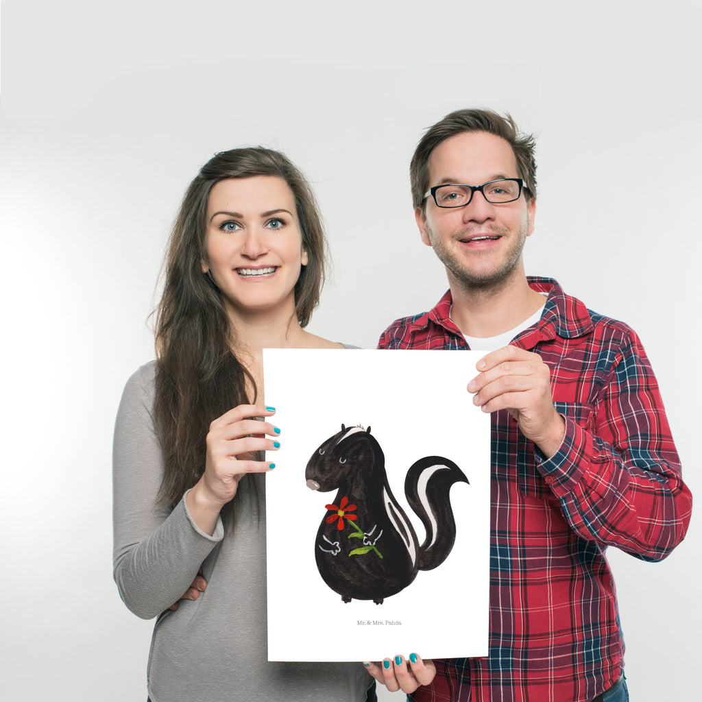Poster Stinktier Blume Poster, Wandposter, Bild, Wanddeko, Küchenposter, Kinderposter, Wanddeko Bild, Raumdekoration, Wanddekoration, Handgemaltes Poster, Mr. & Mrs. Panda Poster, Designposter, Kunstdruck, Posterdruck, Stinktier, Skunk, Wildtier, Raubtier, Stinker, Stinki, Tagträumer, verträumt, Dreams, Träume