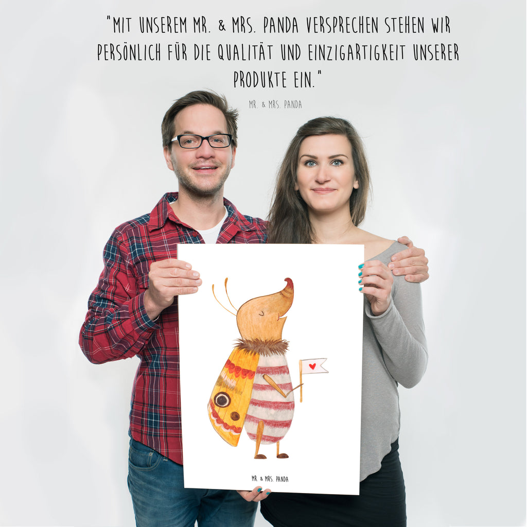 Poster Nachtfalter mit Fähnchen Poster, Wandposter, Bild, Wanddeko, Küchenposter, Kinderposter, Wanddeko Bild, Raumdekoration, Wanddekoration, Handgemaltes Poster, Mr. & Mrs. Panda Poster, Designposter, Kunstdruck, Posterdruck, Tiermotive, Gute Laune, lustige Sprüche, Tiere, Nachtfalter, Käfer, Spruch lustig, Spruch witzig, süß, niedlich, Küche Deko, Was kostet die Welt