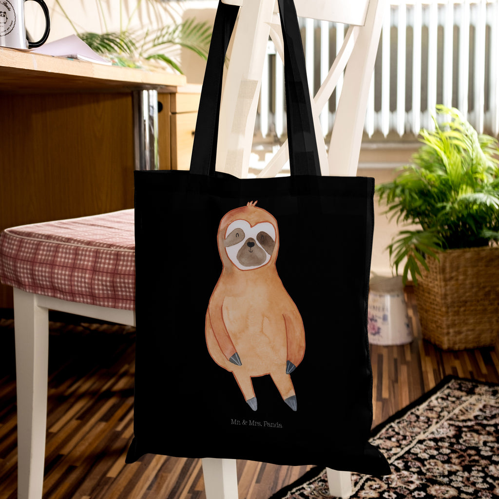 Tragetasche Faultier Zufrieden Beuteltasche, Beutel, Einkaufstasche, Jutebeutel, Stoffbeutel, Faultier, Faultier Geschenk, Faultier Deko, Faultiere, faul, Lieblingstier, Pause, relaxen, Glück, glücklich, zufrieden, happy, Zufriedenheit, Gelassenheit, Ruhe, Frieden