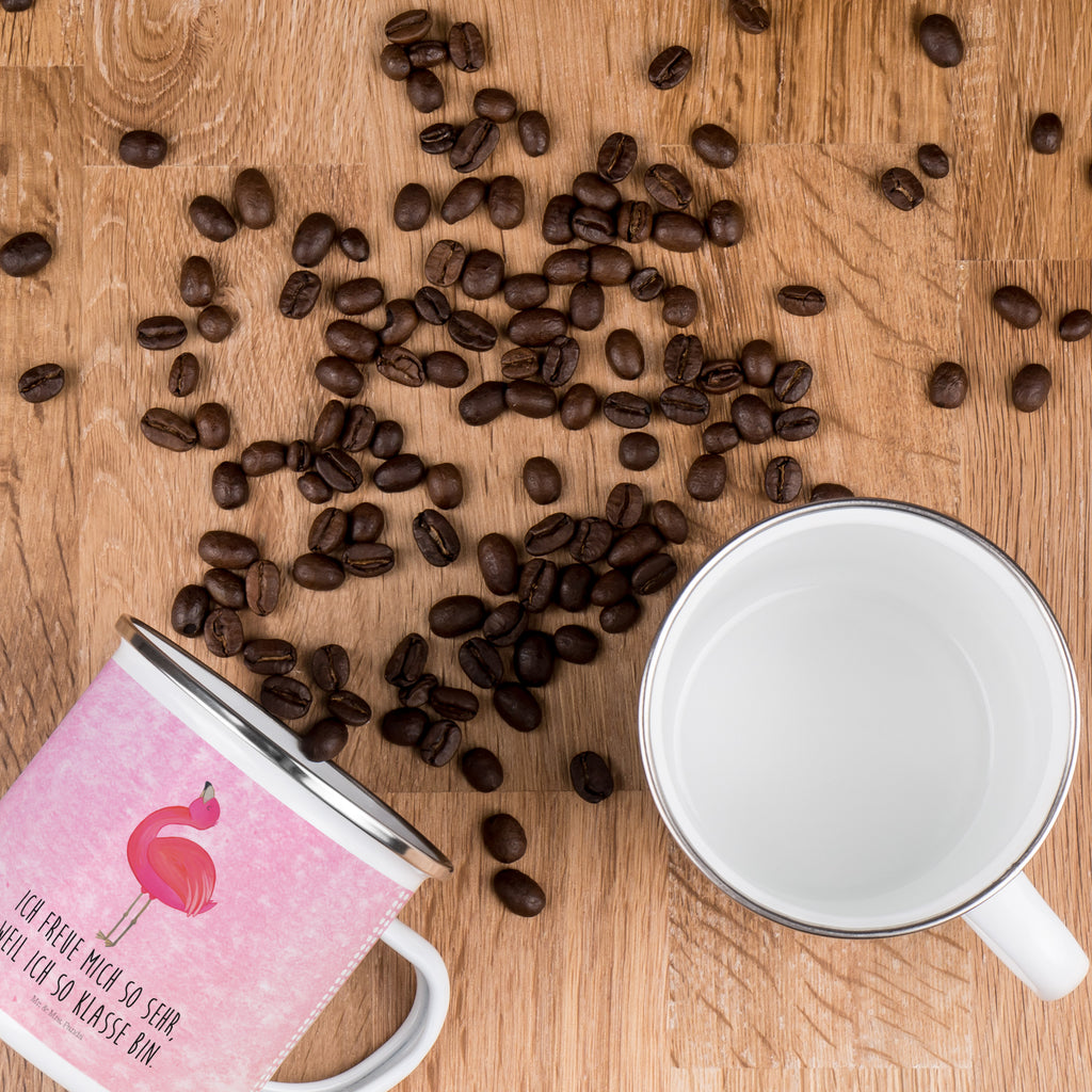 Camping Emaille Tasse Flamingo stolz Campingtasse, Trinkbecher, Metalltasse, Outdoor Tasse, Emaille Trinkbecher, Blechtasse Outdoor, Emaille Campingbecher, Edelstahl Trinkbecher, Metalltasse für Camping, Kaffee Blechtasse, Camping Tasse Metall, Flamingo, stolz, Freude, Selbstliebe, Selbstakzeptanz, Freundin, beste Freundin, Tochter, Mama, Schwester
