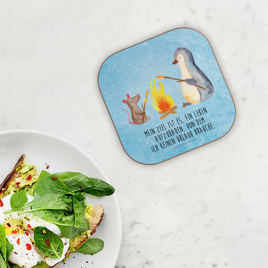 Quadratische Untersetzer Pinguin Lagerfeuer Bierdeckel, Glasuntersetzer, Untersetzer Gläser, Getränkeuntersetzer, Pinguin, Maus, Pinguine, Lagerfeuer, Leben, Arbeit, Job, Motivation, Büro, Büroalltag, Lebensspruch, Lebensmotivation, Neustart, Liebe, grillen, Feuer, Marshmallows