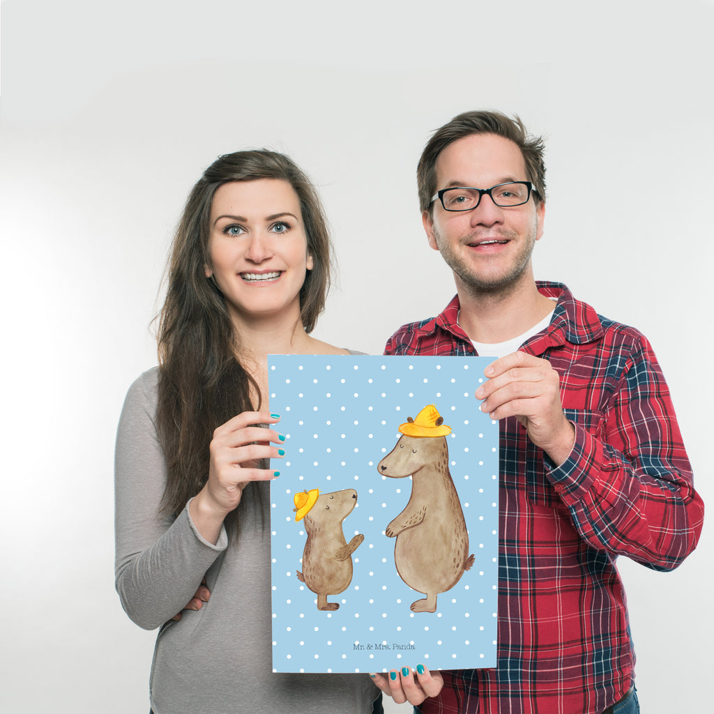 Poster Bären mit Hut Poster, Wandposter, Bild, Wanddeko, Küchenposter, Kinderposter, Wanddeko Bild, Raumdekoration, Wanddekoration, Handgemaltes Poster, Mr. & Mrs. Panda Poster, Designposter, Kunstdruck, Posterdruck, Familie, Vatertag, Muttertag, Bruder, Schwester, Mama, Papa, Oma, Opa, Bär, Bären, Vater, Papi, Paps, Dad, Daddy, Lieblingsmensch, Sohn, Söhne, Kind, Kinder, Vater-Sohn, Family, Vorbild