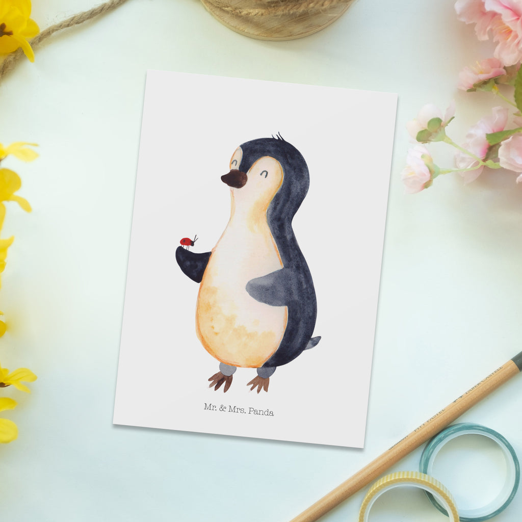 Postkarte Pinguin Marienkäfer Geschenkkarte, Grußkarte, Karte, Einladung, Ansichtskarte, Geburtstagskarte, Einladungskarte, Pinguin, Pinguine, Marienkäfer, Liebe, Wunder, Glück, Freude, Lebensfreude